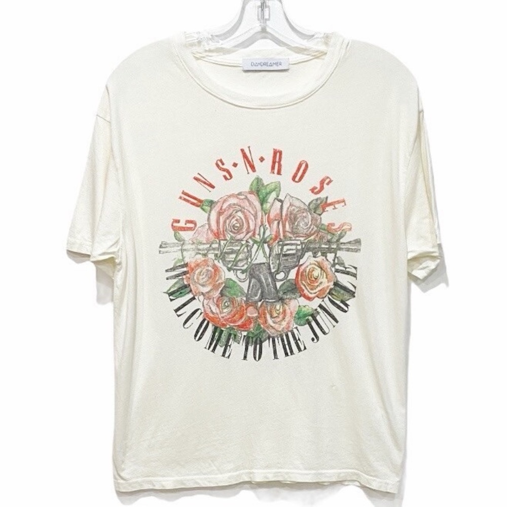 Daydreamer Cream Guns N Roses Band Tee with Pink Roses and Green Leaves - Picture 5 of 6